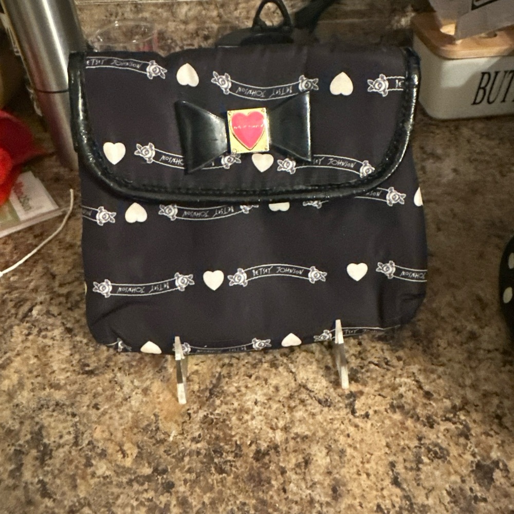 Betsey Johnson Black Heart Travel/Cosmetic Bag